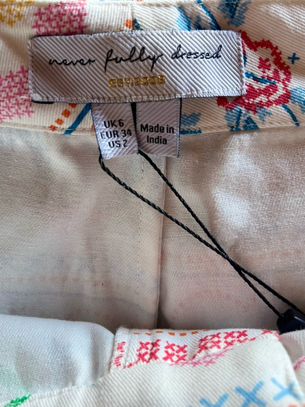 NEVER FULLY DRESSED White Island Marra Cross Stitch Trousers Pants (Farm Rio - Picture 6 of 12